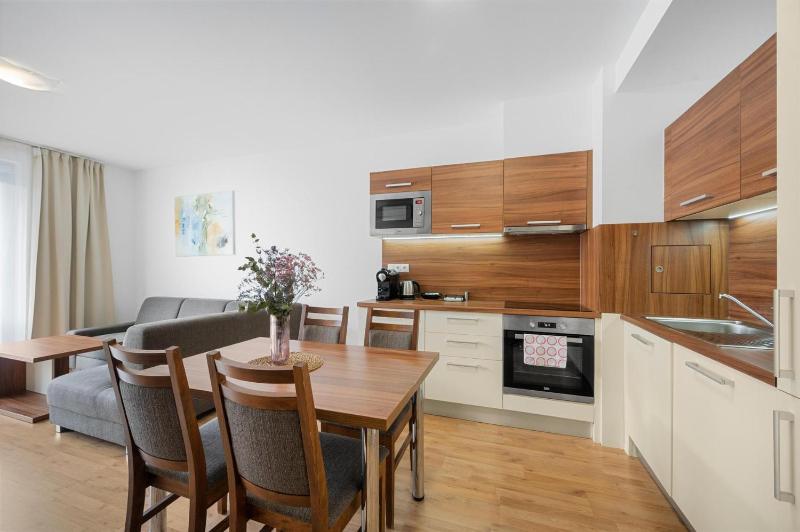 Deluxe Apartment image 3