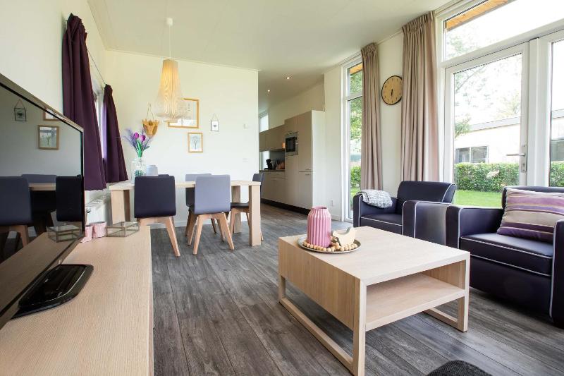 Apartment image 3