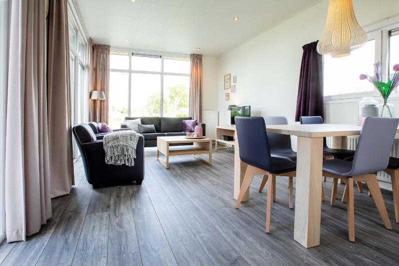 Apartment image 2
