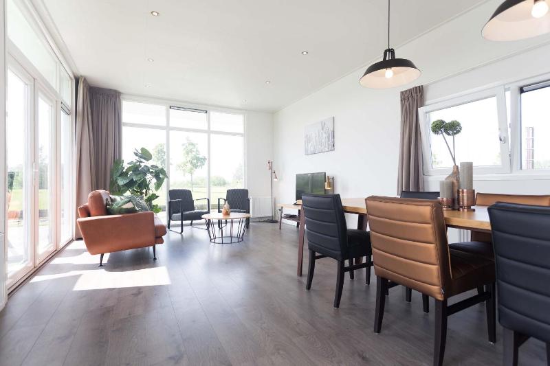 Three-Bedroom Chalet - Module image 2