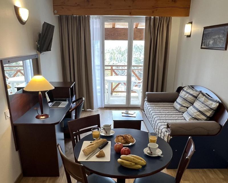 1 Bedroom Apartment for 4 persons - mountain view image 4