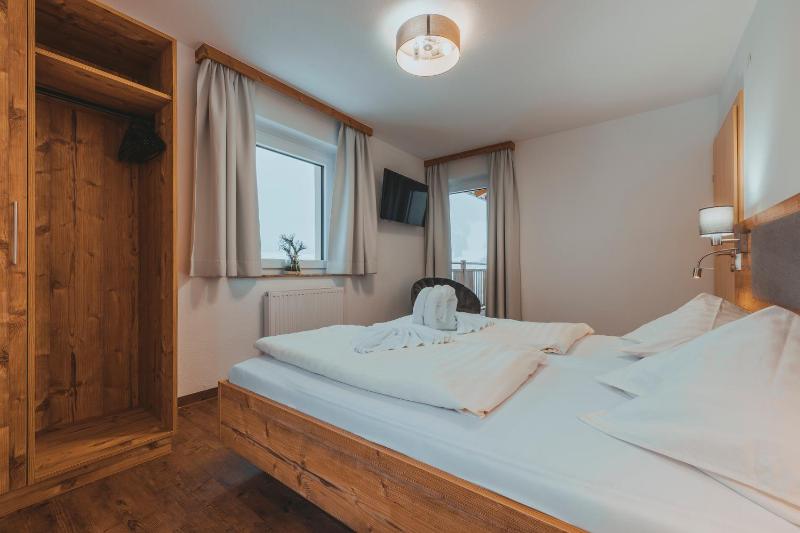 Two-Bedroom Apartment image 3
