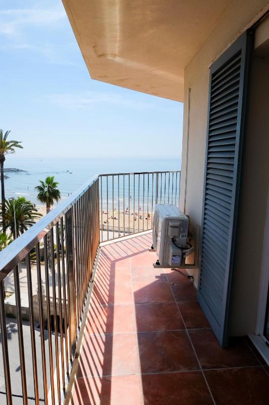Superior Double or Twin Room with Sea View image 4