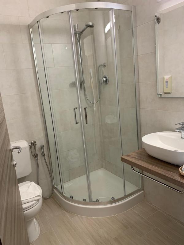 Economy Double Room image 1