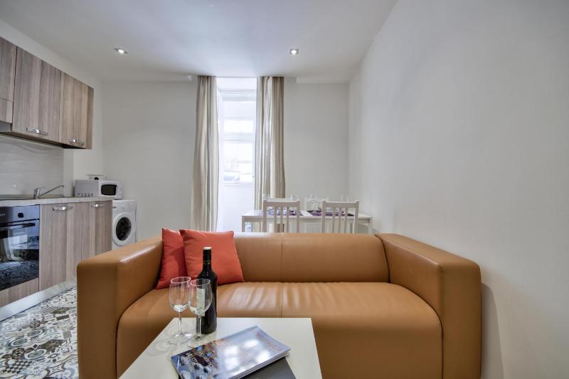 Maisonette image 1