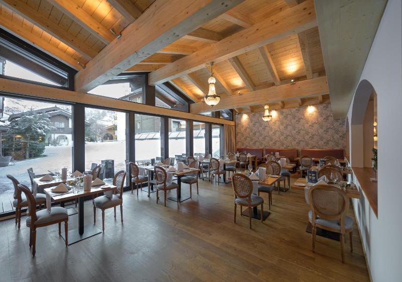 Le Mirabeau Resort & Spa - image 6
