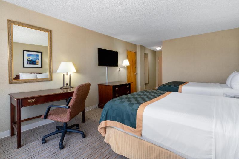 Double Room with Two Double Beds - Non-Smoking image 2