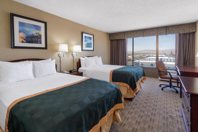Double Room with Two Double Beds - Non-Smoking image 3