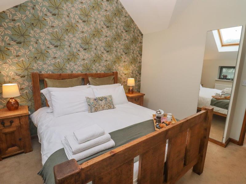 The Coach House - image 10