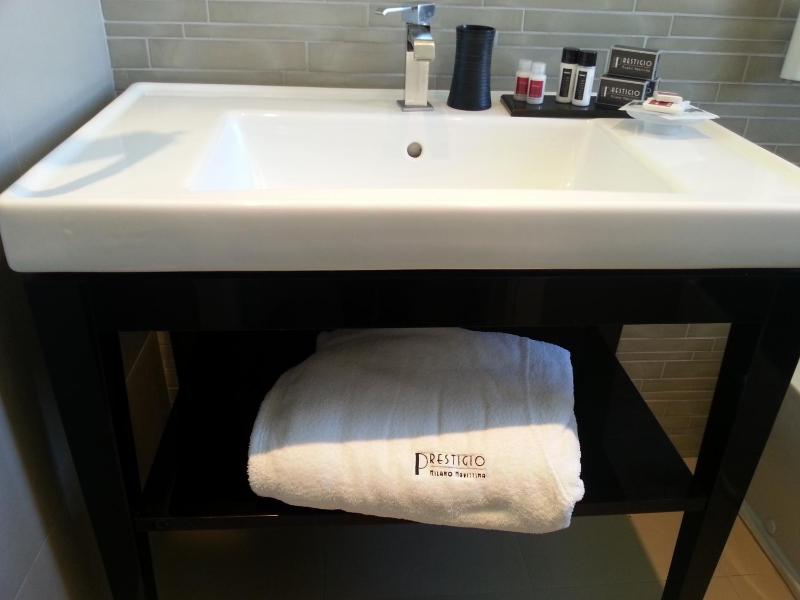 Executive Double Room image 2