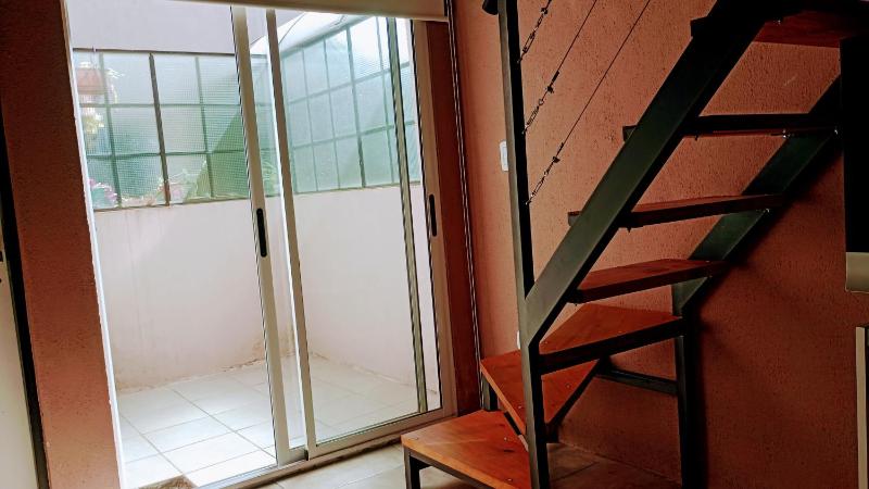 Económico y Hermoso Loft cerca de todo! - image 3