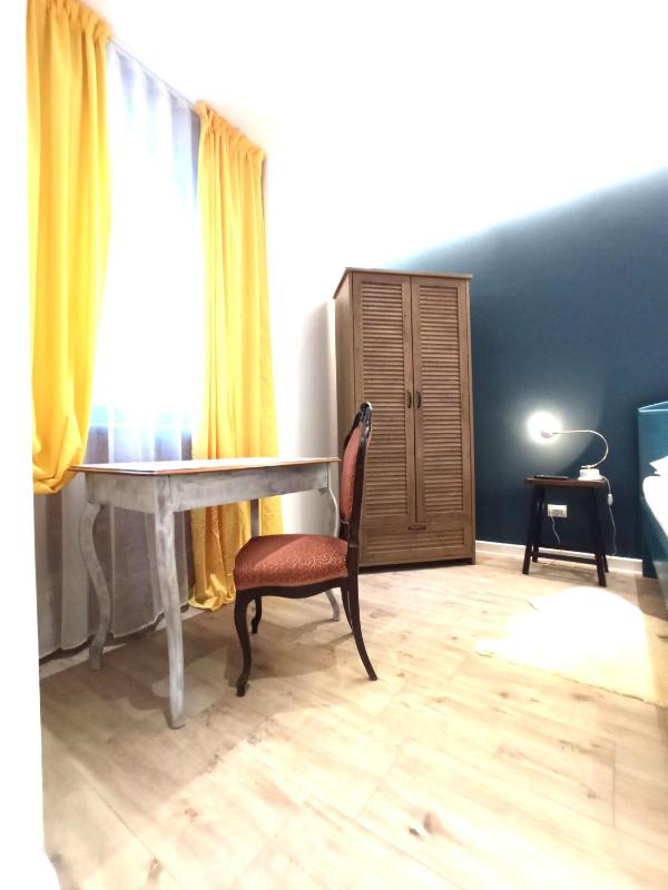 Studio Apartment image 2