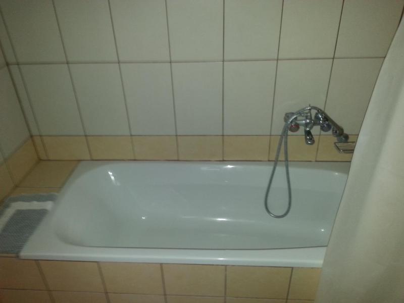 King Studio with Sofa Bed image 2