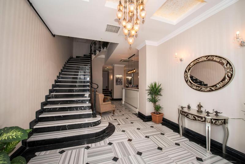 Standard Double Room image 2