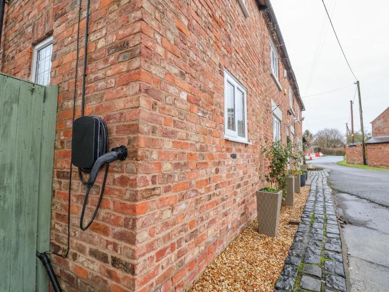 Mill Lane Cottage - image 12