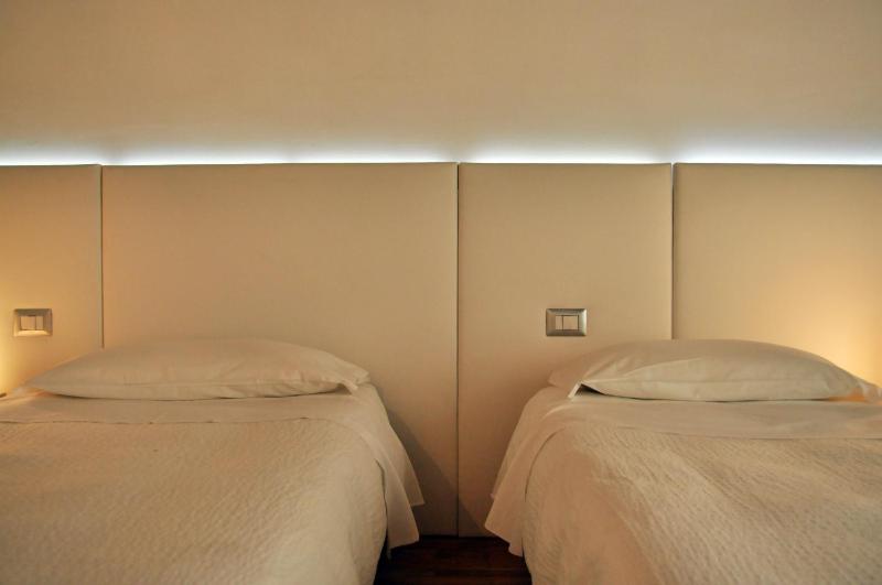Triple Room image 3