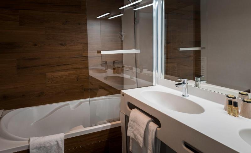 Standard Single Room image 2