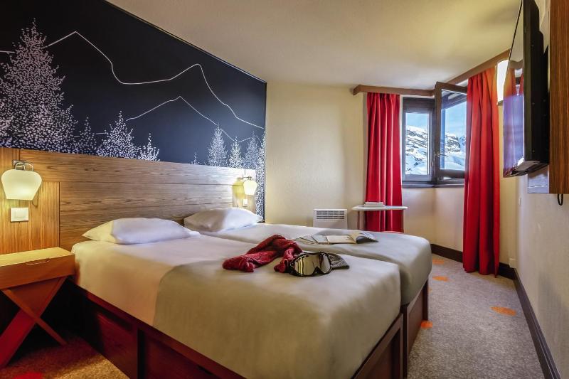 Double Room image 3