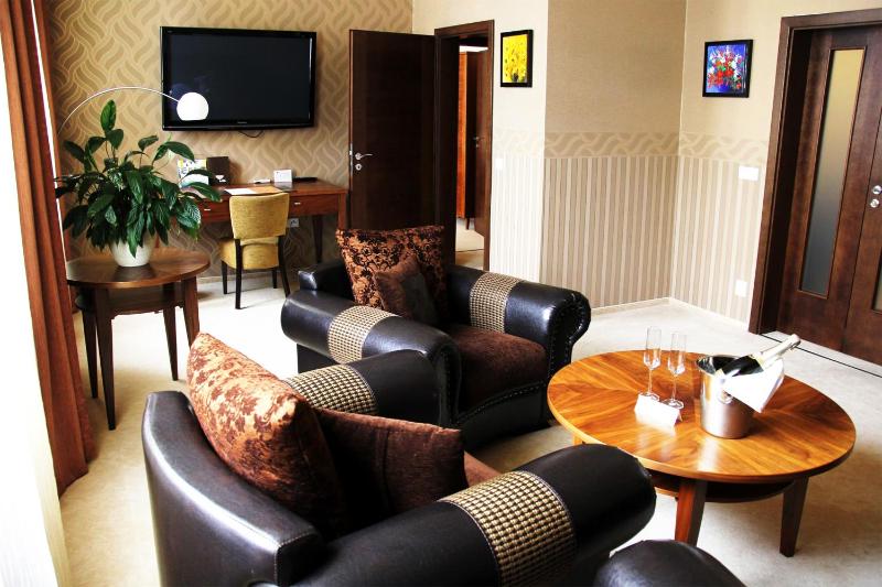 Presidential Suite image 1