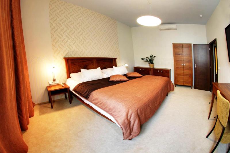 Presidential Suite image 4