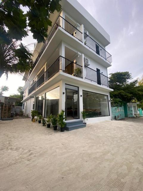 kunaa beach Inn - image 6