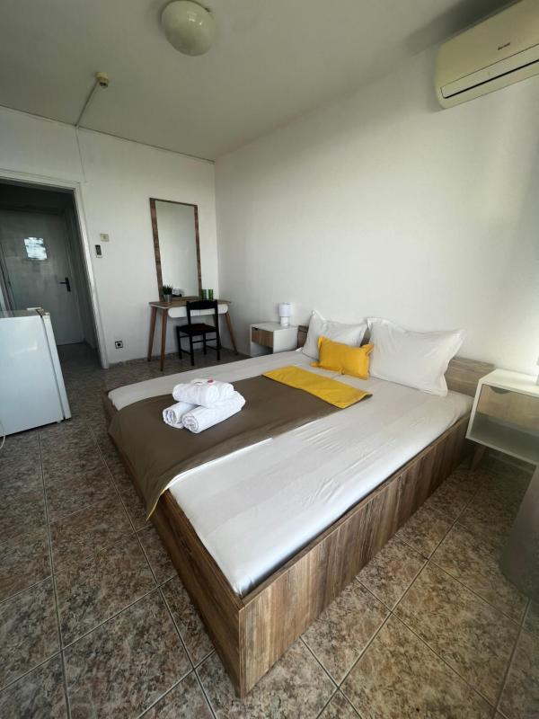 Standard Double Room (2 Adults) image 4