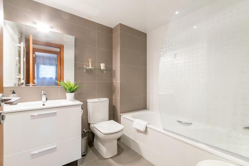 Sant Sebastià Moderno apartamento a 100 metros de la playa - image 13
