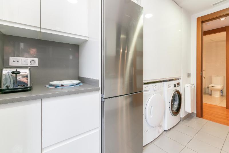 Sant Sebastià Moderno apartamento a 100 metros de la playa - image 27