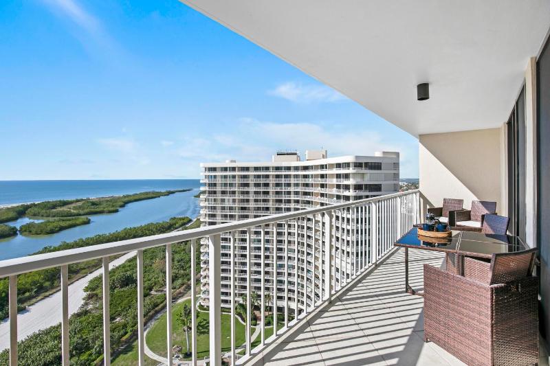La Bella Vita on Marco - 1802 South Seas Tower 3 - image 4