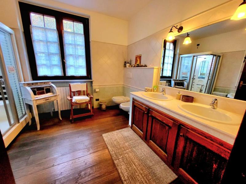 Superior Triple Room image 3