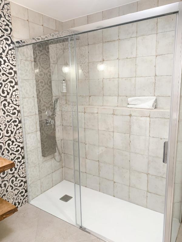 Double Room with Terrace image 2