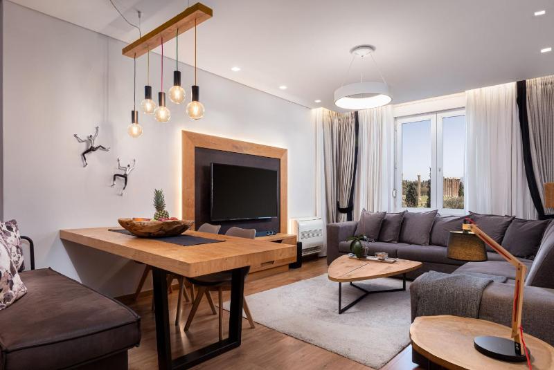 Grand Residence - Zeu's Temple View image 4