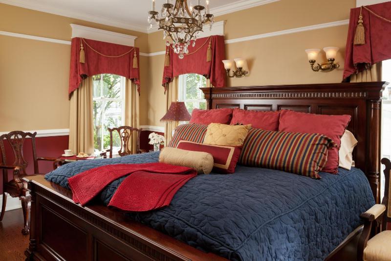 Superior King Room image 2