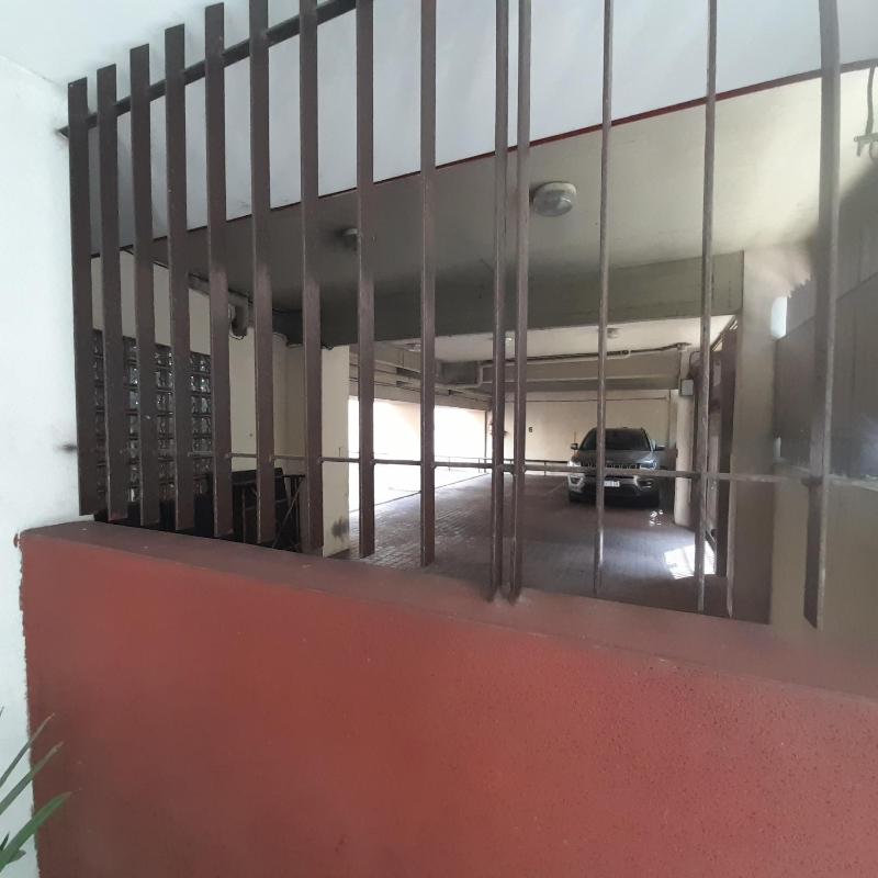 Departamento céntrico con cochera. - image 15