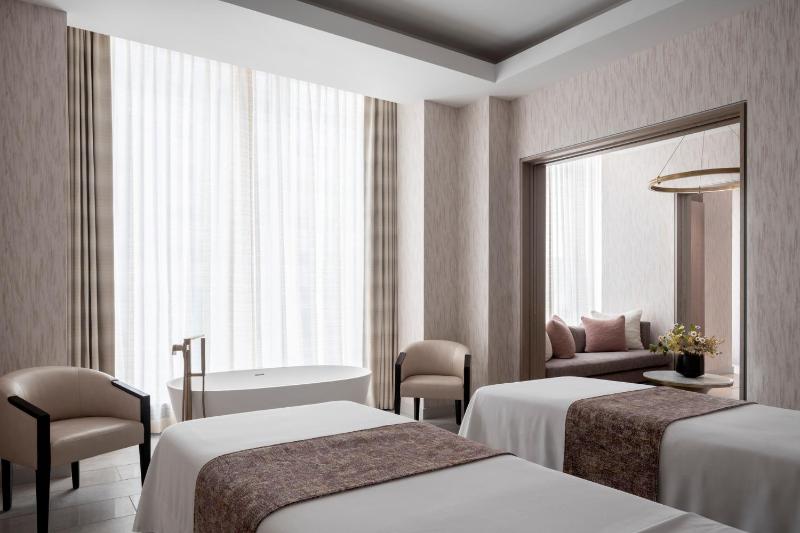 Four Seasons Hotel Minneapolis - image 34