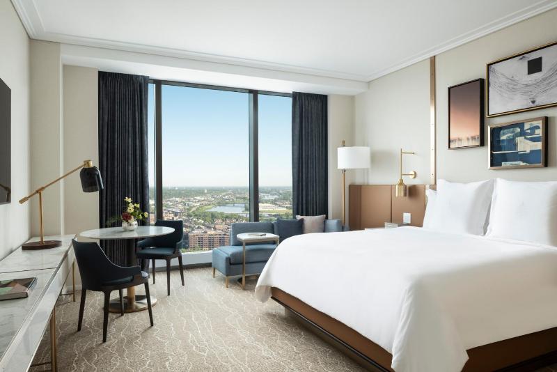Four Seasons Hotel Minneapolis - image 15
