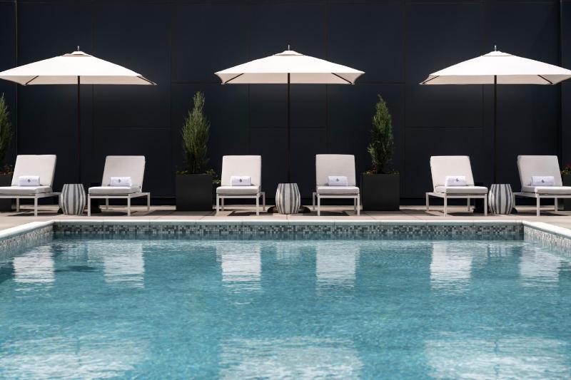 Four Seasons Hotel Minneapolis - image 36