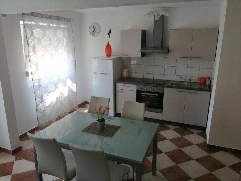Apartments with parking space Vir - 20183 - image 30
