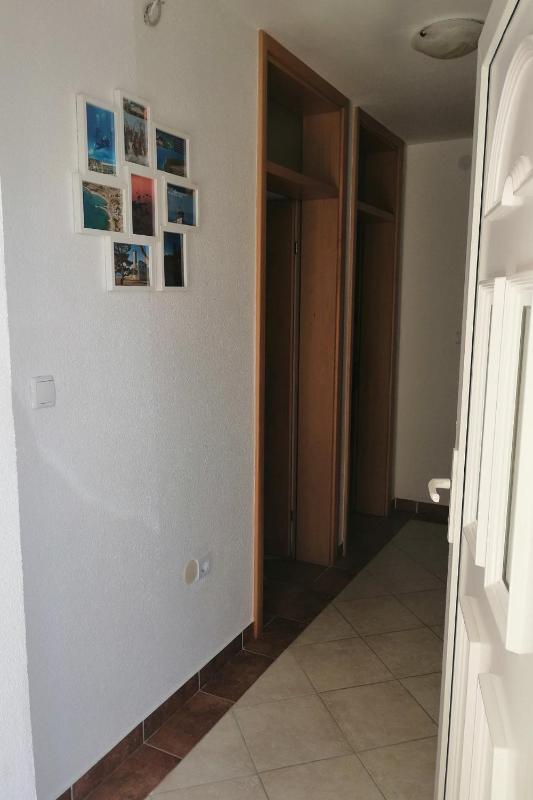 Apartments with parking space Vir - 20183 - image 37