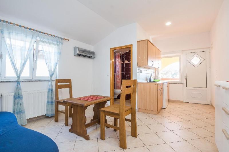 Apartments Hrskanovic - image 11