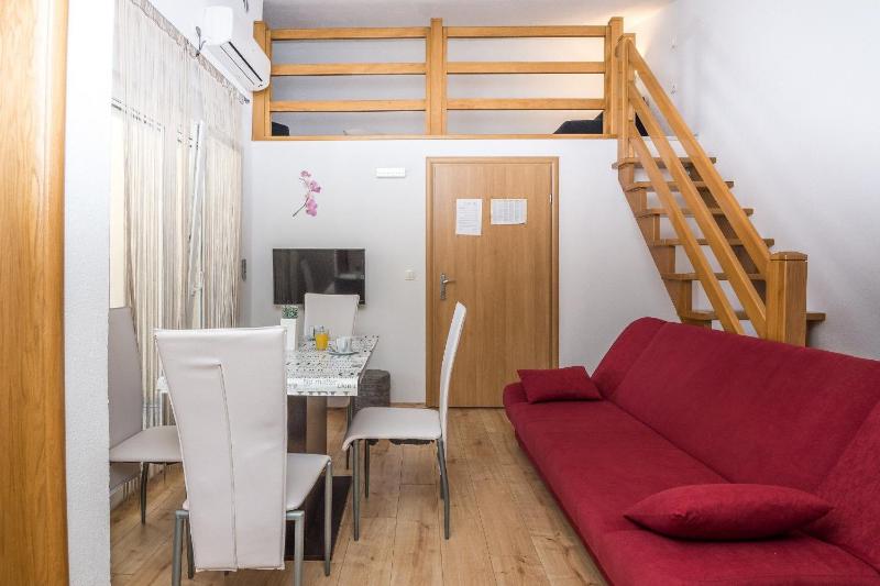 Apartments Galic - image 13
