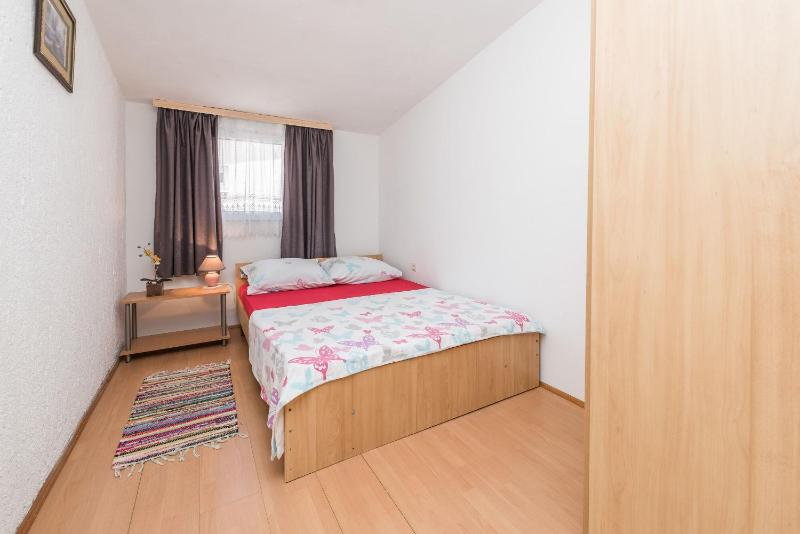 Apartment Bubanovic - image 9