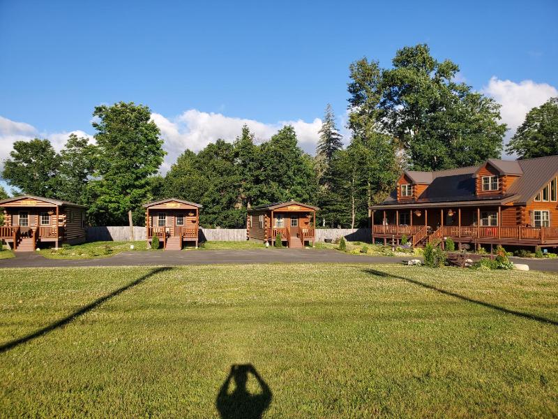 Family Room with Mountain View image 3