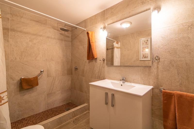 Two-Bedroom Apartment (3 Adults + 1 Child) image 1