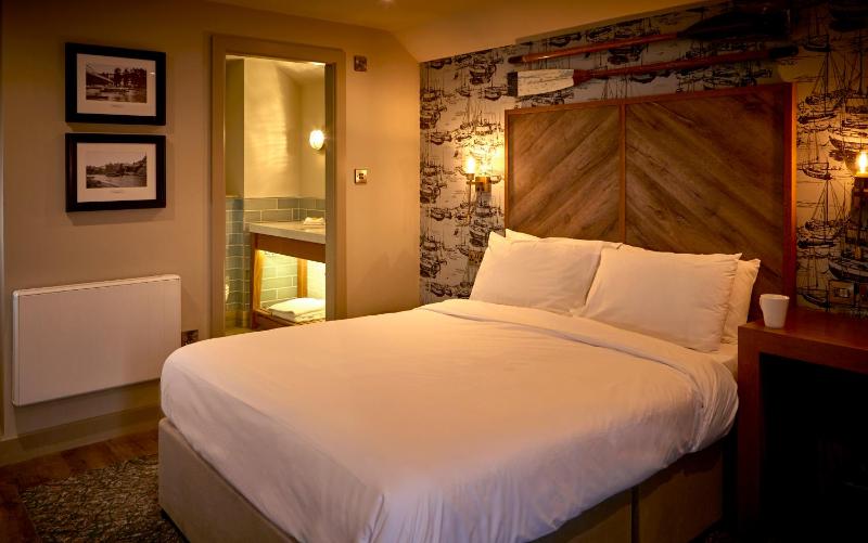 Double or Twin Room image 1
