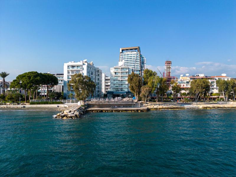 Harmony Bay Hotel - image 10