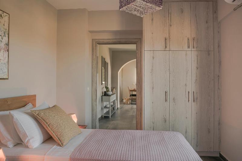 Queen Bee Residence - image 44