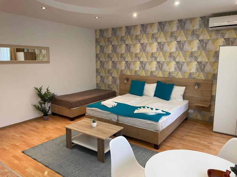 Star Apartments with free parking - image 14