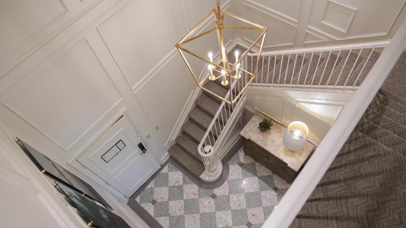 Two-Bedroom Bi-Level Suite with Two King Beds - Non-Smoking image 3