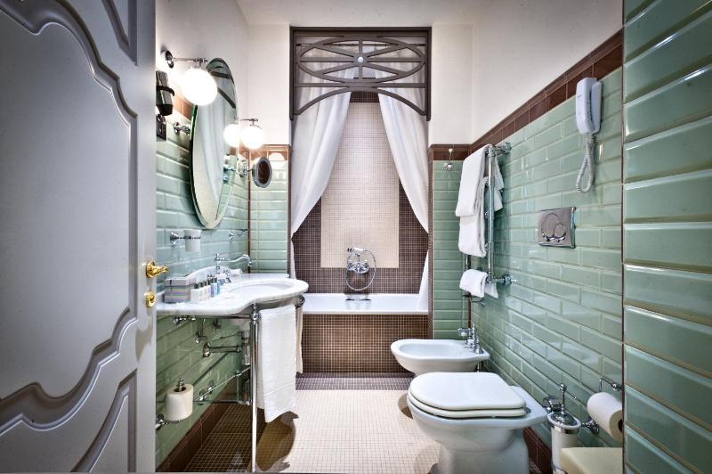 Deluxe Triple Room image 1